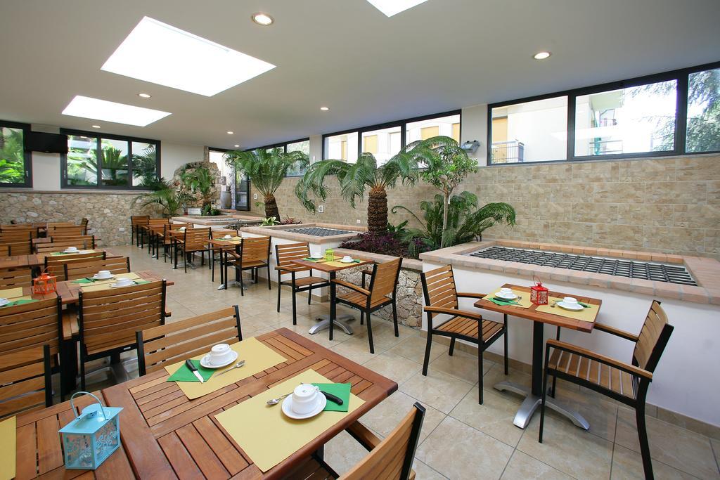 Hotel Residence La Palma Finale Ligure Luaran gambar
