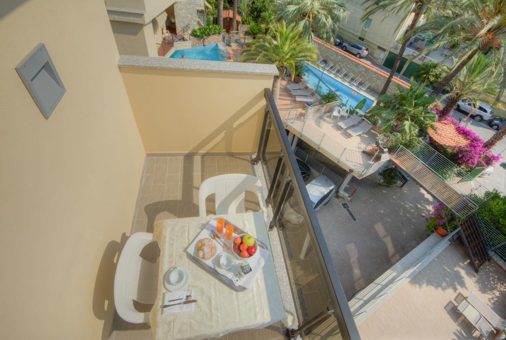 Hotel Residence La Palma Finale Ligure Luaran gambar